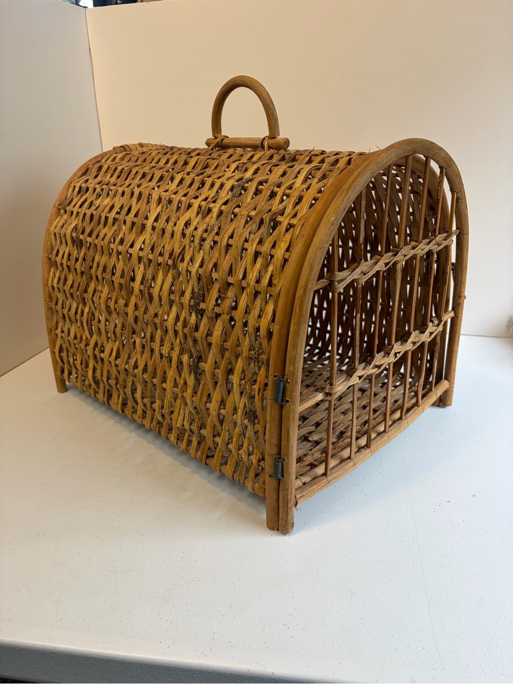 Vintage Wicker Rattan Pet Carrier Cat Dog Basket Boho Cottagecore Travel Crate - Picture 3 of 10